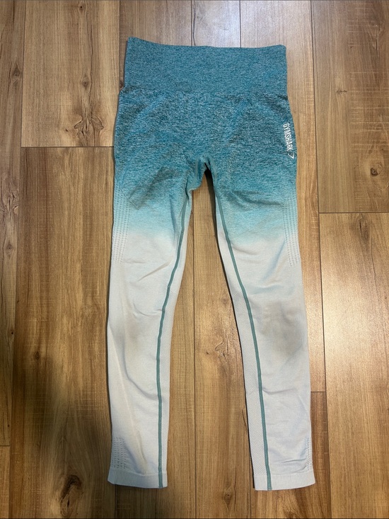 Gymshark Other - Gymshark Teal-to-White Ombre High-Waist Leggings